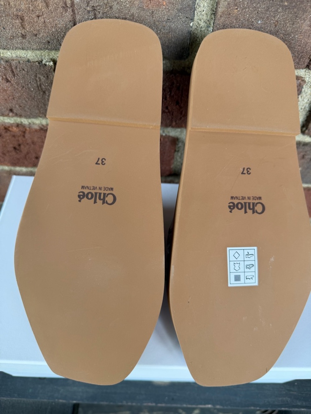 Chloe Woody Velvet Slide - Picture 9 of 14